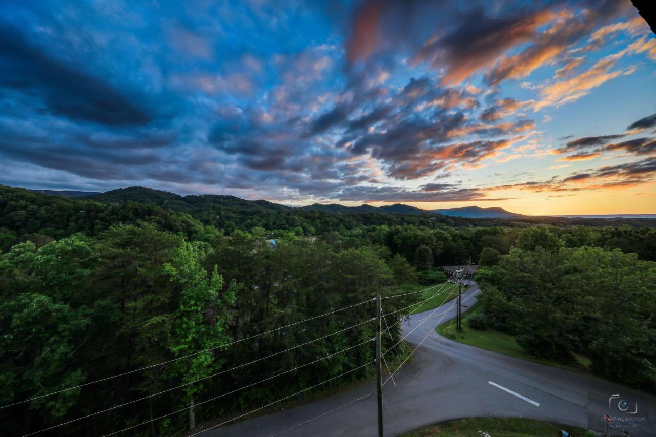 Absolute Delight Whispering Pines 553 Apartamento Pigeon Forge Exterior foto